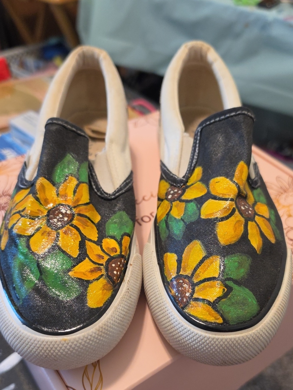 Womans Slip-On Canvas Shoes with Handpaibted Yellow Floral Design Sz 7.5